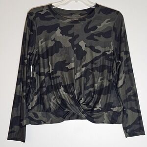 Old Navy Active Shirt Womens 2XL Camo Long Sleeve Twist Front Breathe On Top